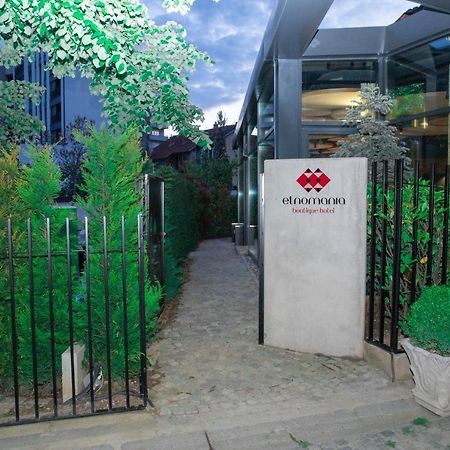 Etnomania Boutique Hotel Pristina Exterior photo