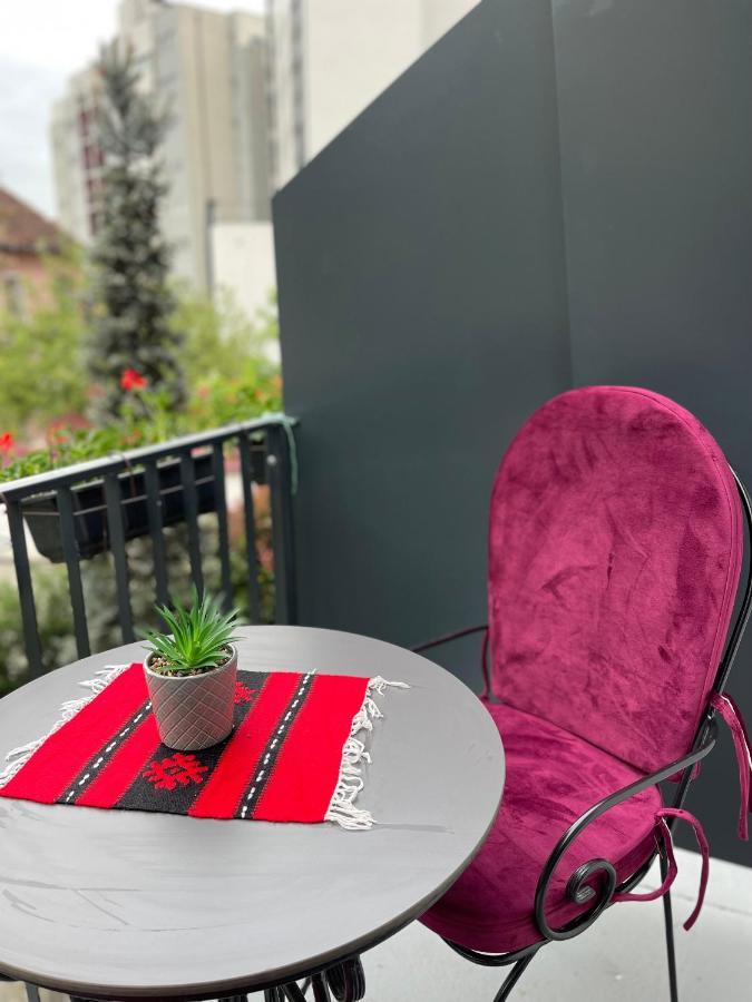 Etnomania Boutique Hotel Pristina Exterior photo